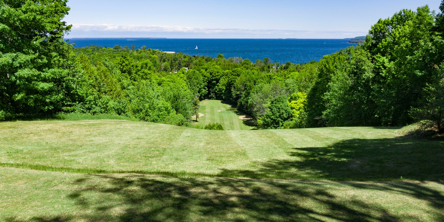 Alpine Resort & Golf