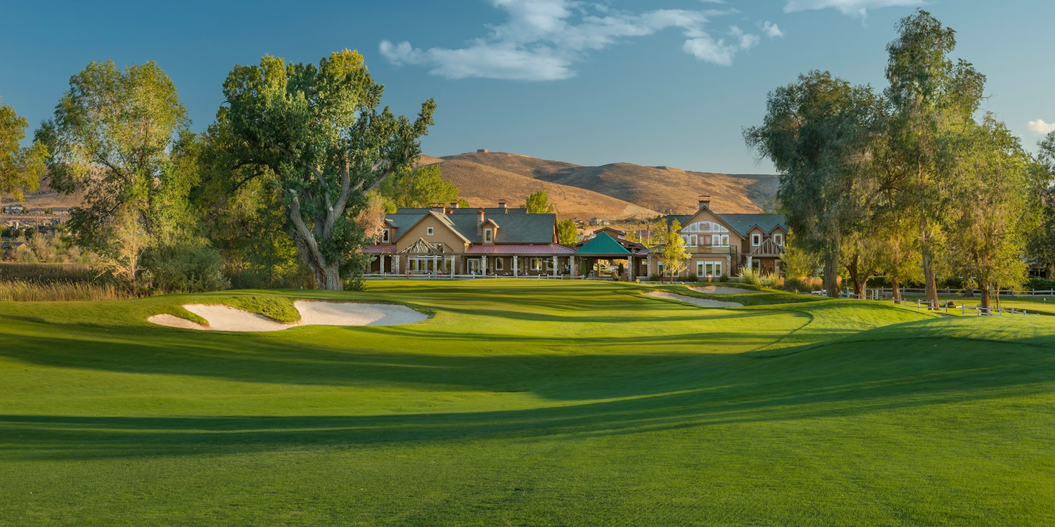 Red Hawk Golf Resort